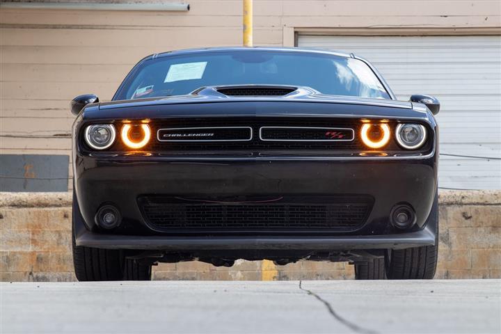 2021 Challenger R/T image 4