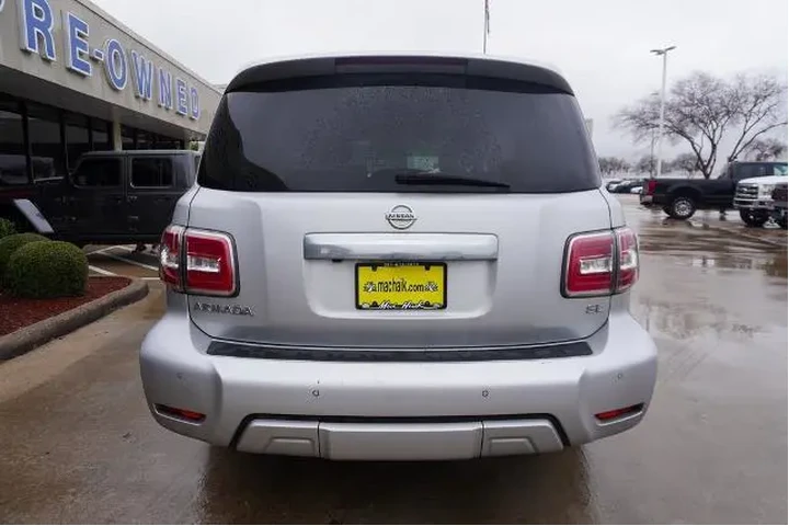 $14888 : Nissan Armada 2018 4x2 SL 4d image 5