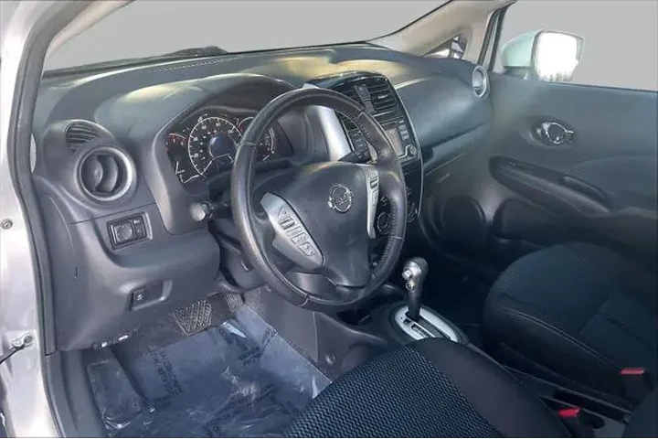 $7028 : Nissan Versa Note 2017 SV 4d image 10
