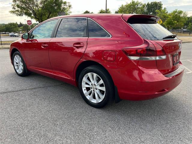 $9900 : 2013 Venza LE image 7