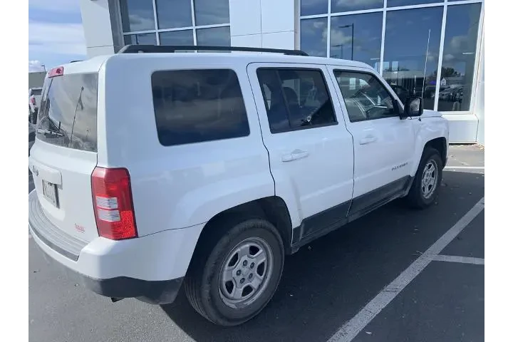 $7999 : Jeep Patriot 2017 Sport 4dr image 4