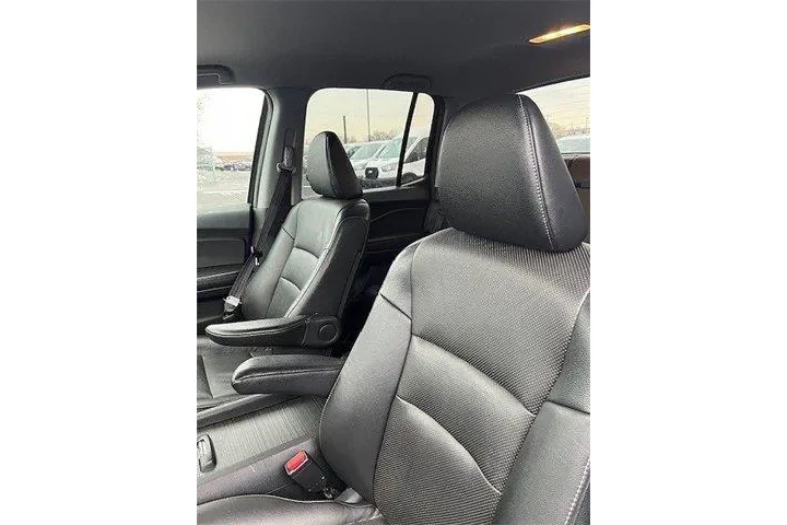 $19950 : Honda Ridgeline 2017 AWD RTL image 5