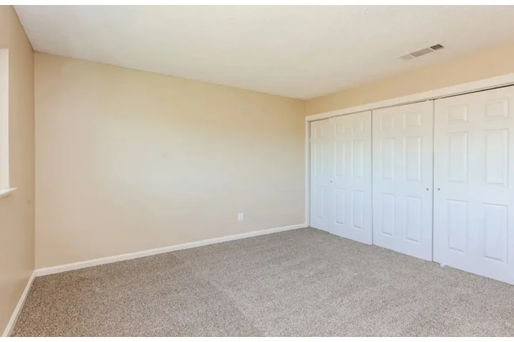 $2145 : 2 Bed 2 Bath In Los Angeles image 7