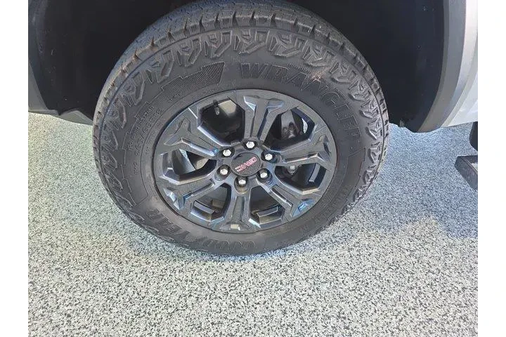 $37999 : GMC Canyon 2025 4x4 Elevatio image 5