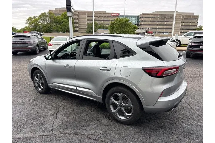 $24485 : Ford Escape 2024 AWD ST-Line image 5