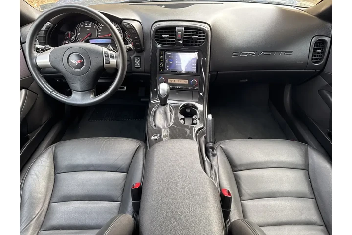 $32595 : Chevrolet Corvette 2011 2dr image 3