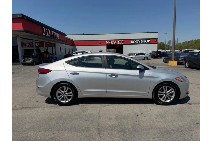 $7980 : 2017 Elantra SE 2.0L Auto (Al image 1