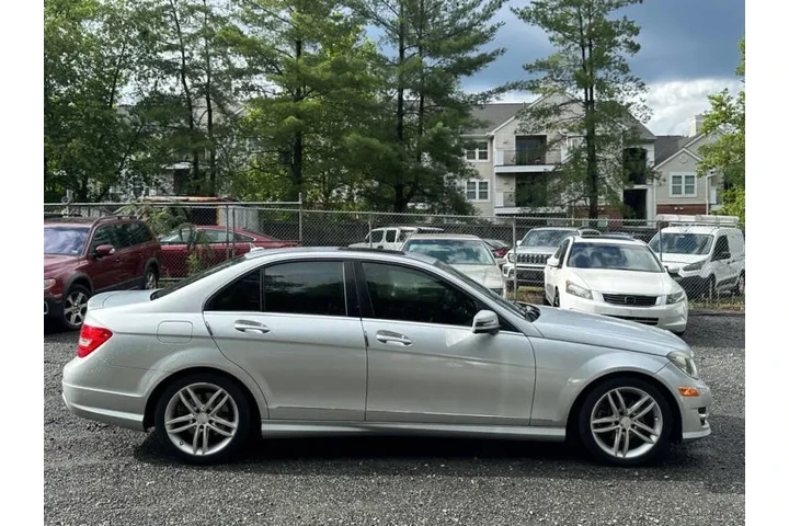 $9550 : 2014 Mercedes-Benz C-Class image 9
