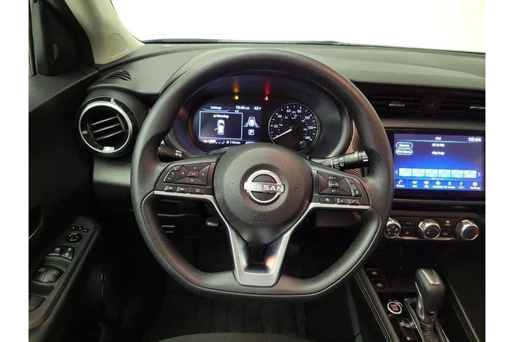 $18998 : Nissan Kicks 2023 SV 4dr Cro image 10