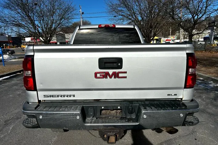 2015 GMC Sierra 2500HD SLE Z7 image 3