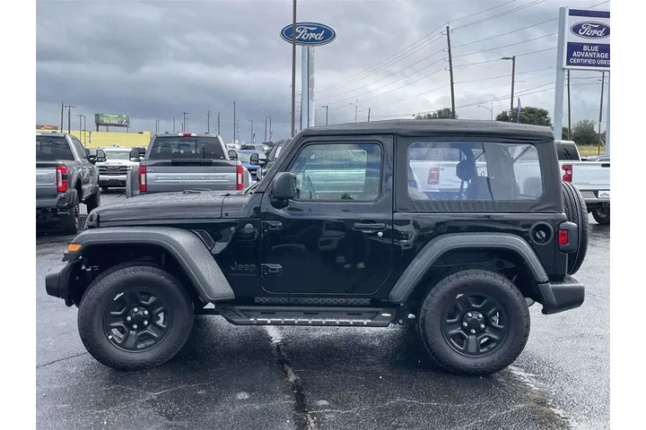 $32999 : Jeep Wrangler 2025 4x4 Sport image 6