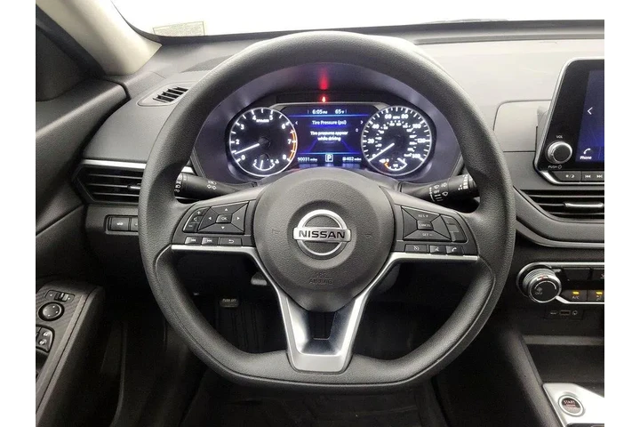 $13998 : Nissan Altima 2019 2.5 S 4dr image 10