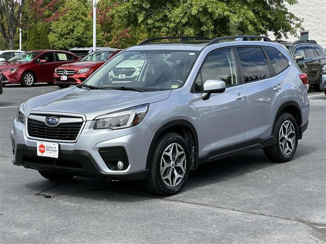 $21474 : PRE-OWNED 2021 SUBARU FORESTE image 5