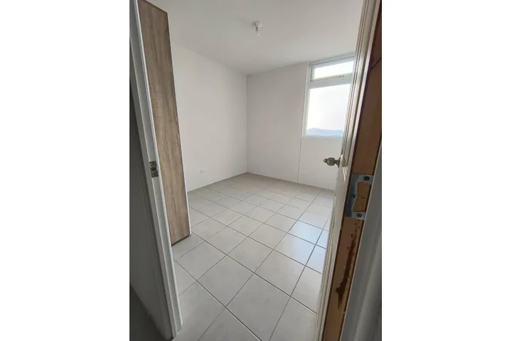 $1 : Alquiler de apartamento image 2