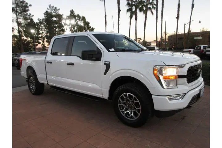 $32999 : Ford F-150 2021 4x4 XL 4dr S image 6