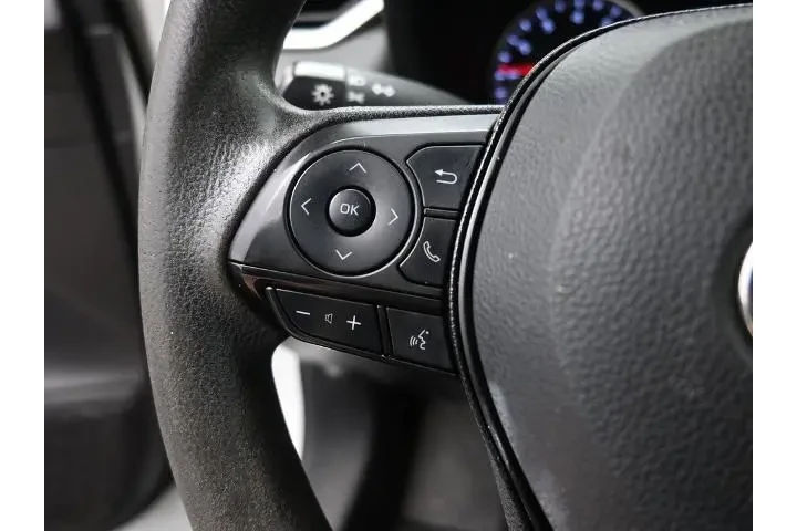 $19992 : Toyota RAV4 2021 LE 4dr SUV image 6