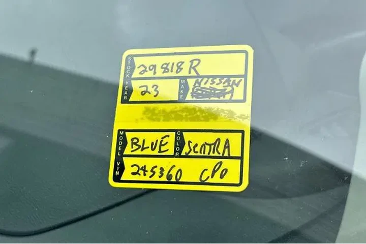 $19991 : Nissan Sentra 2023 SV 4dr Se image 4