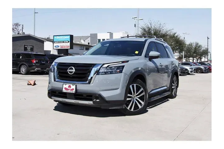 $32999 : Nissan Pathfinder 2023 AWD P image 1