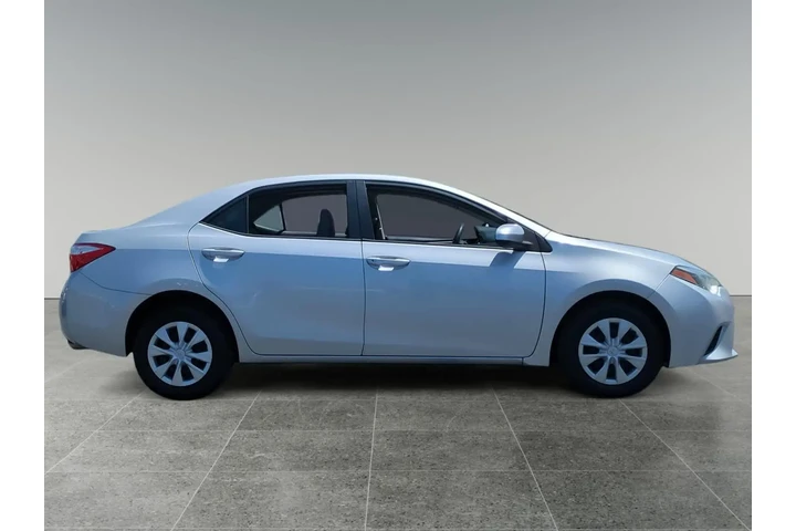 $20970 : Toyota Corolla 2016 image 6