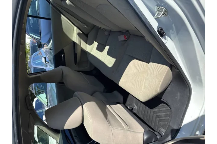 $15999 : 2017 Accord LX image 2