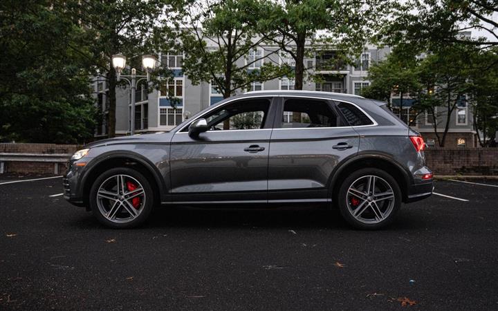 $26000 : 2019 AUDI SQ5 image 7