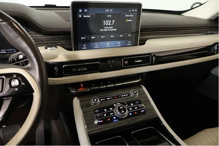 $32979 : Lincoln Aviator 2020 AWD Bla image 5