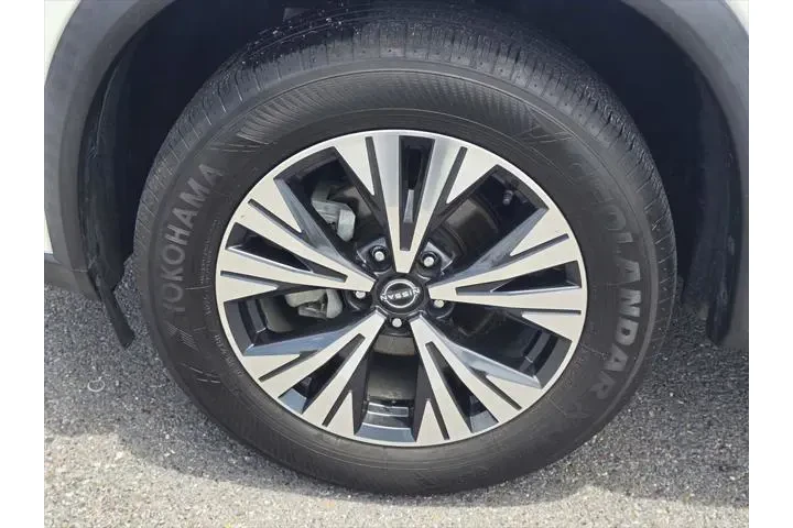 $22999 : Nissan Rogue 2023 SV 4dr Cro image 4