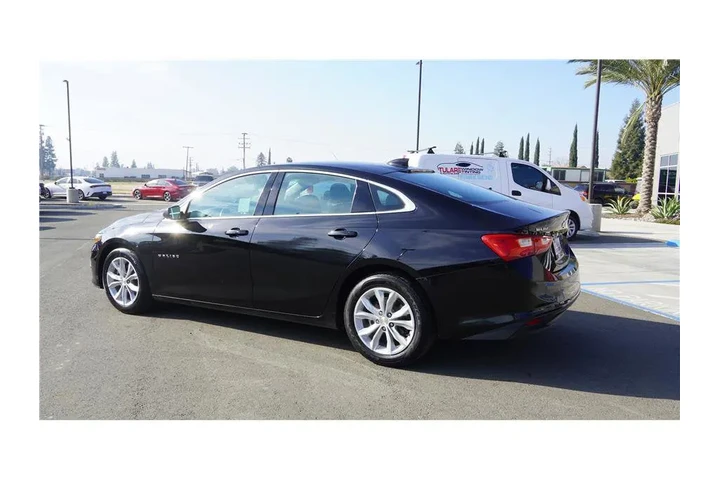 $18800 : 2024 Malibu LT image 8