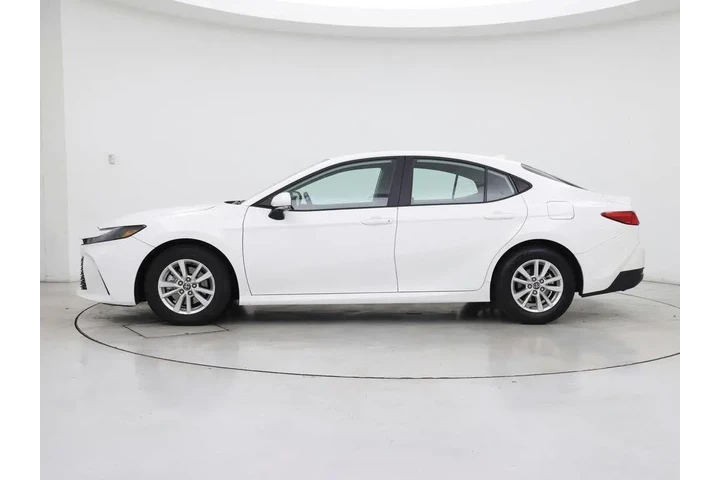 $27998 : Toyota Camry 2025 LE 4dr Sed image 3