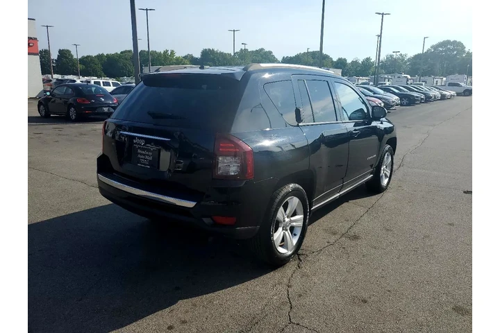 $8980 : 2015 Compass 4WD 4dr High Alt image 2