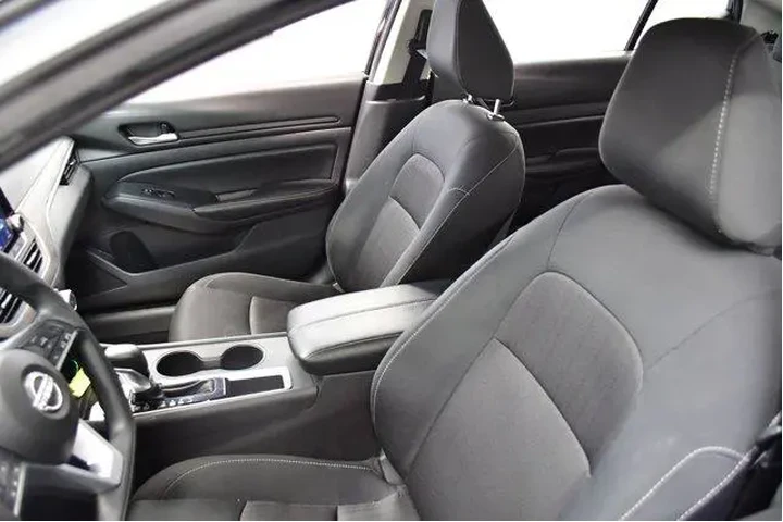 $20994 : Nissan Altima 2025 2.5 SV 4d image 9