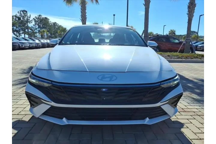 $24990 : Hyundai ELANTRA Hybrid 2024 image 5