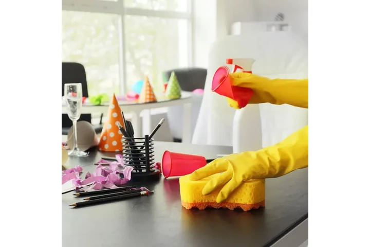 Yesenia Solano Cleaning image 7