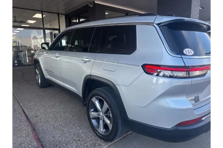 $26585 : Jeep Grand Cherokee L 2021 4 image 2