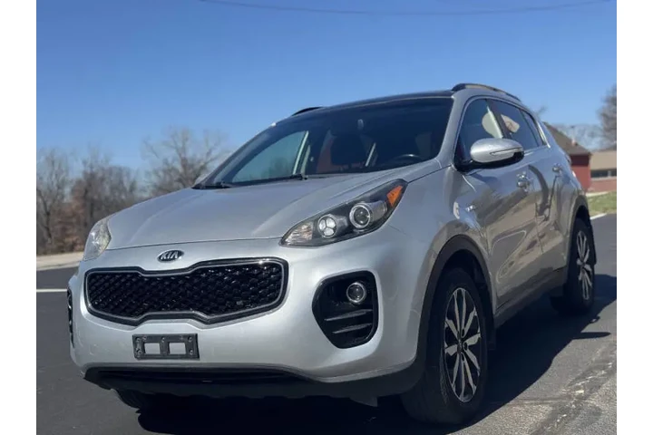 $6999 : 2018 Sportage EX image 2