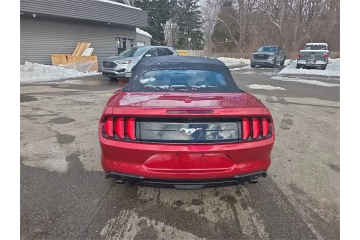 $25377 : Ford Mustang 2023 EcoBoost 2 image 6