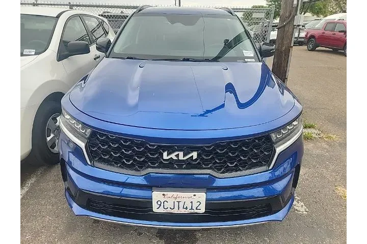 $24491 : Kia Sorento 2022 S 4dr SUV image 2