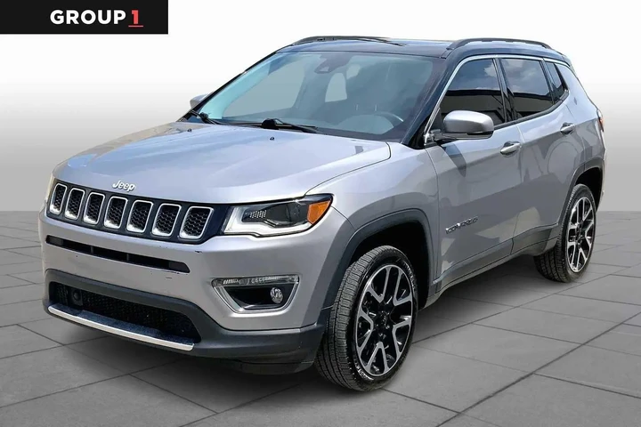 $13971 : Jeep Compass 2017 4x4 Limite image 1