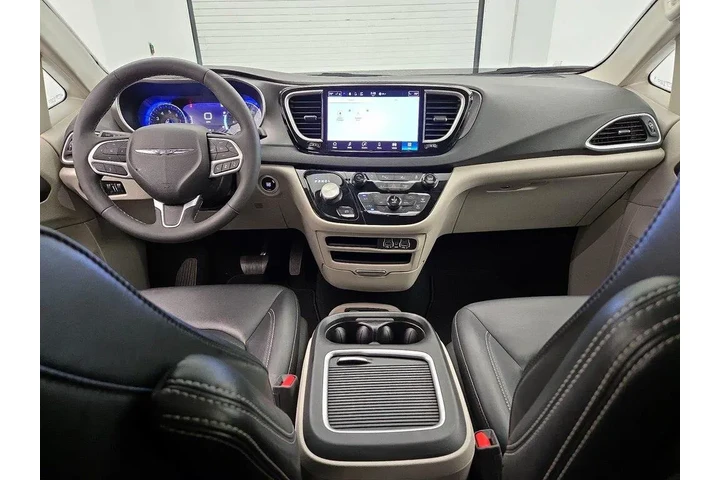$28998 : Chrysler Pacifica 2024 Touri image 9