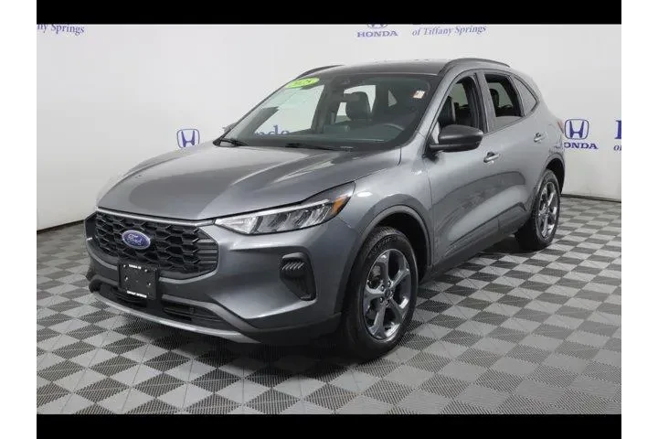 $27875 : Ford Escape 2025 AWD ST-Line image 3