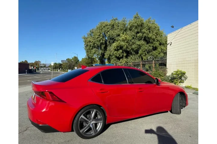 $22450 : 2017 IS 200t image 5