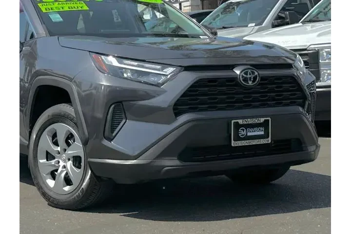 $26495 : Toyota RAV4 2023 LE 4dr SUV image 3
