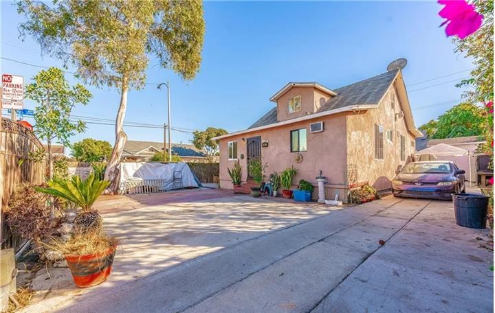 $1100 : 1784 E 84th St, Los Angeles image 2