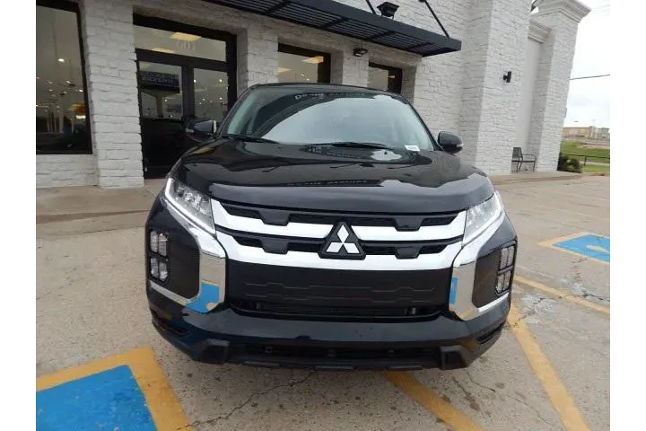 $22774 : Mitsubishi Outlander Sport 2 image 8