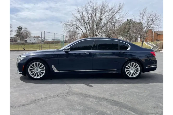 $12900 : 2016 BMW 7 Series 740i image 8