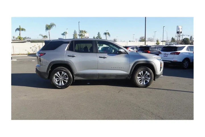 $24484 : 2025 Equinox FWD LT image 5