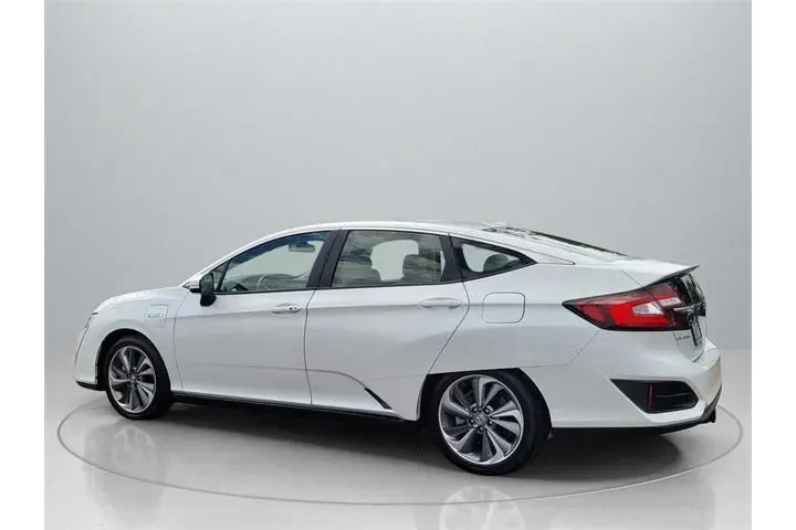 $12495 : Honda Clarity Plug-In Hybrid image 4
