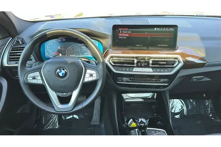 $38957 : BMW X4 2024 AWD xDrive30i 4d image 8