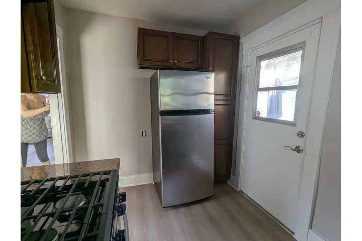 $800 : Casa dúplex de 2 dormitorios ! image 10