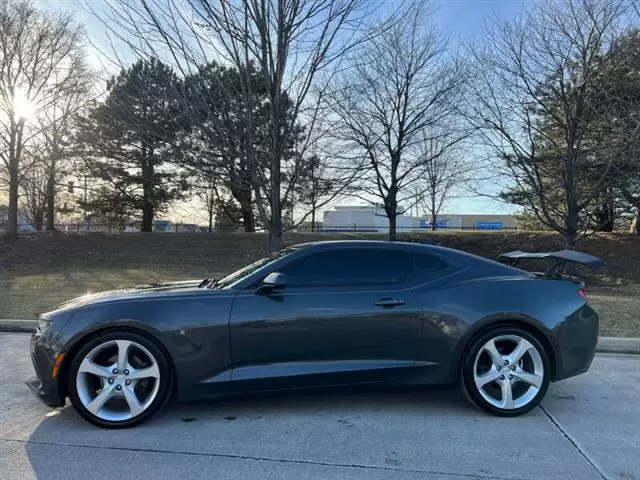 $16995 : 2017 Camaro LT image 9